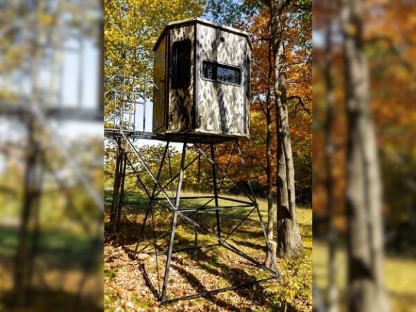 10ft Ladder - Elevated Deer Blind Stand (2) 10ft Ladder - Elevated Deer Blind Stand